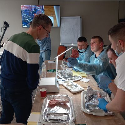 Майстер-клас «Цікаві аспекти в роботі у бічному відділу нижньої щелепи. Альтернатива кістковій пластиці.»